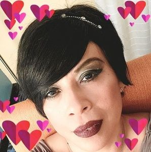 Meet your Posher, Karina